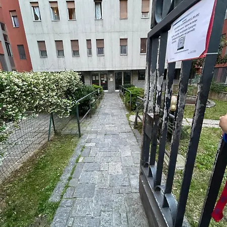 Elegant Studio Milan Exterior photo